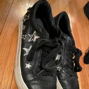 J SLIDES NYC silver and black platform sneakers